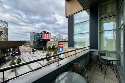 2 bedroom apartment for sale, The Quays, Salford Quays, Salford, M50