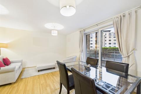 2 bedroom apartment for sale, Hawkhill Close, Edinburgh, Midlothian, EH7