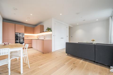 1 bedroom apartment to rent, Peninsula Gardens, East Parkside, Lower riverside Greenwich Peninsula, SE10