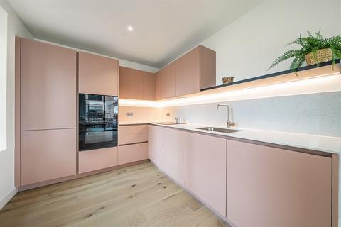 1 bedroom apartment to rent, Peninsula Gardens, East Parkside, Lower riverside Greenwich Peninsula, SE10