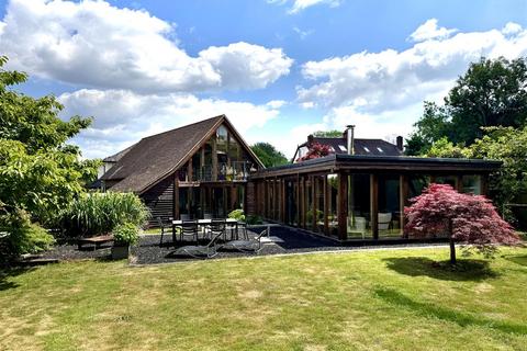 5 bedroom detached house to rent, MID HOLMWOOD, DORKING, RH5