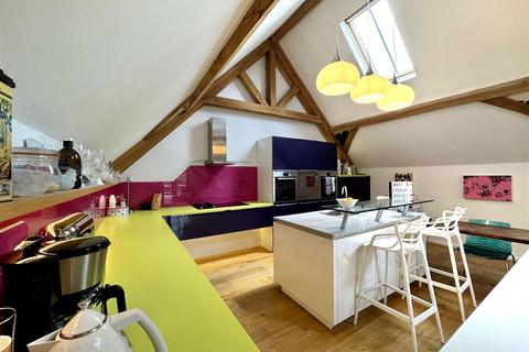 5 bedroom detached house to rent, MID HOLMWOOD, DORKING, RH5