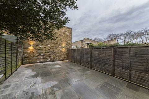4 bedroom house to rent, Lyham Road, London SW2