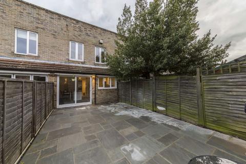 4 bedroom house to rent, Lyham Road, London SW2