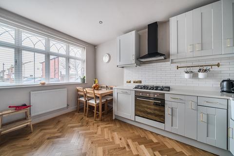 undefined, Dagmar Road, Kingston Upon Thames, KT2
