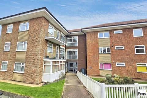 2 bedroom apartment for sale, Sutton Place, Bexhill-on-Sea, TN40