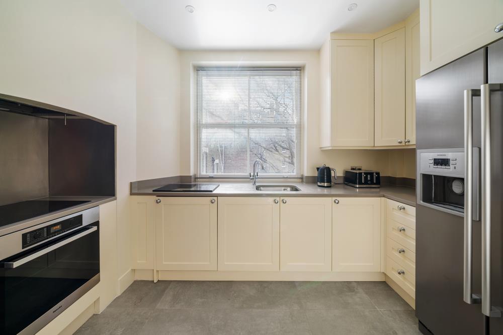 Flat 7, Albany Mansions SW11 4 PG-Low Res-11.jpg