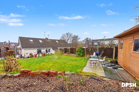 3 bedroom semi-detached bungalow for sale, Brighton Avenue, Morley, Leeds