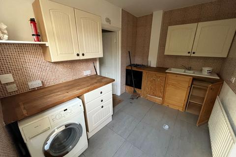2 bedroom flat for sale, Onslow Gardens, London N10