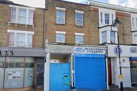 undefined, Myddleton Road, London N22