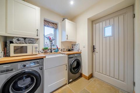 3 bedroom detached house for sale, Lyonshall,  Herefordshire,  HR5