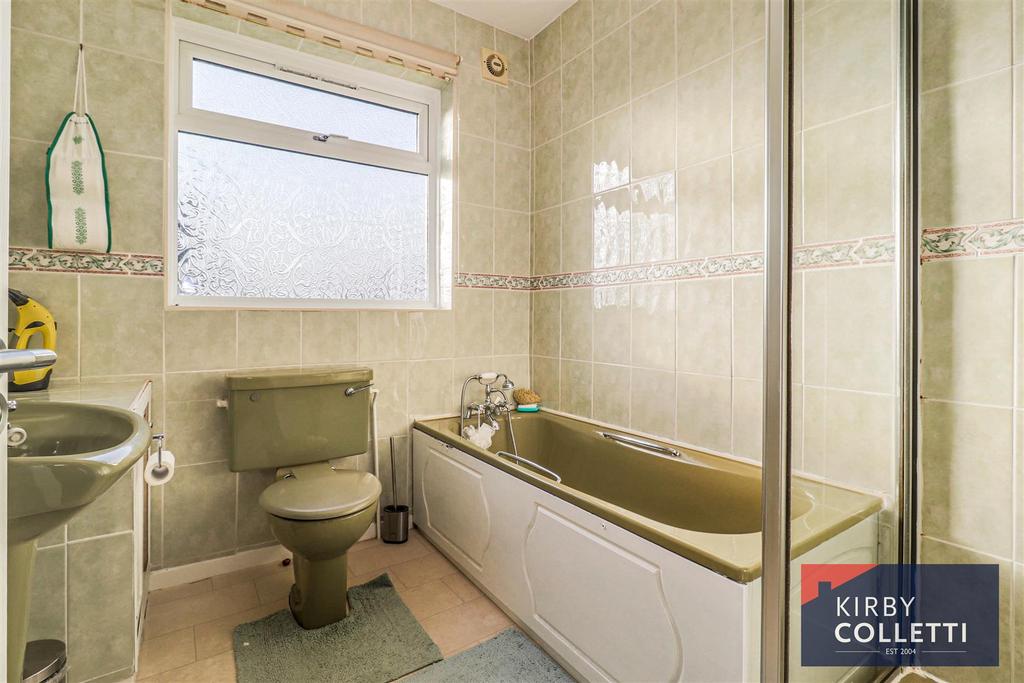 Family bath/shower room