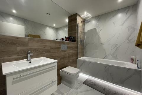2 bedroom apartment to rent, Pioneer House, Fleet GU51