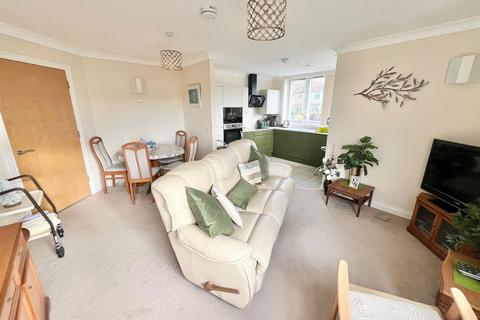 undefined, Sutton Avenue, Seaford