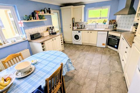 4 bedroom detached house for sale, Blaenycoed Road, Carmarthen, Carmarthenshire.