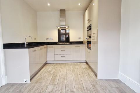 undefined, Weldon, Swanscombe DA10