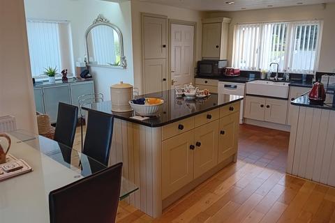 undefined, Coedana, Llannerch-Y-Medd