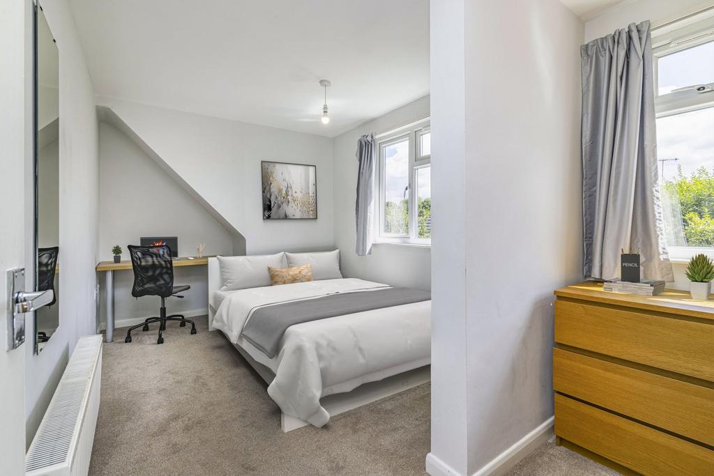 Bedroom 5