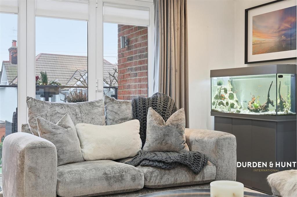Chigwell Heights