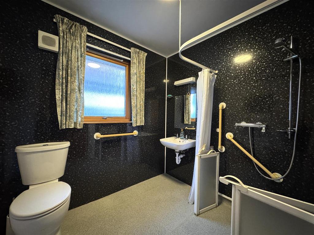 Wet room.jpg