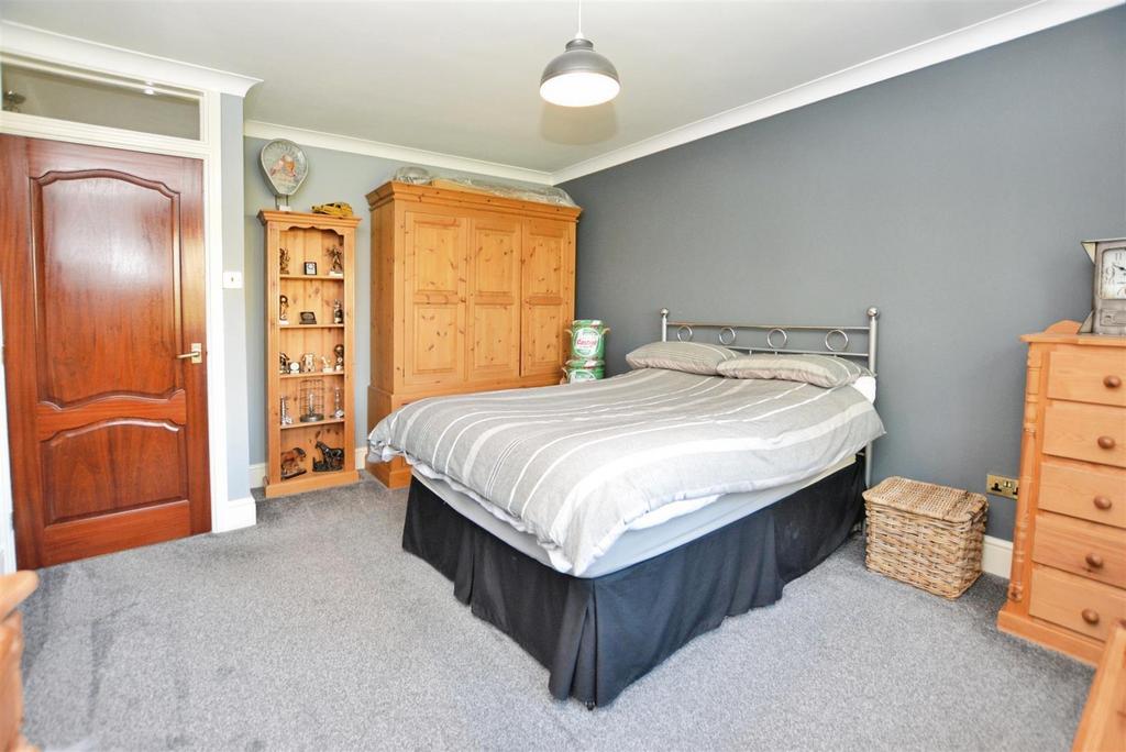 Bedroom Thee