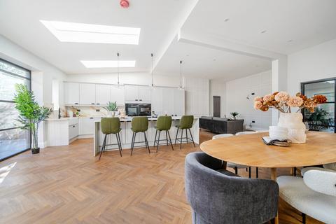 undefined, Queens Road, Beckenham