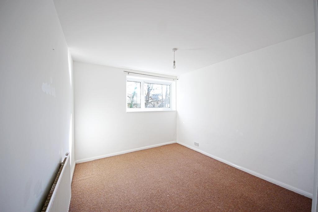 Bedroom 1a