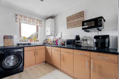 2 bedroom flat for sale, Egret Court, Teal Close, Enfield