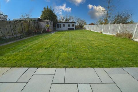 undefined, Kings Road, Basildon SS15
