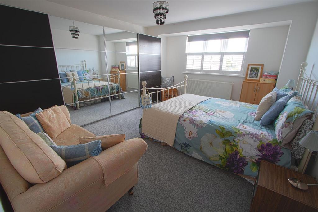 Bed2.jpg