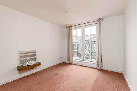 2 bedroom flat for sale, Giles Street, Edinburgh, Midlothian