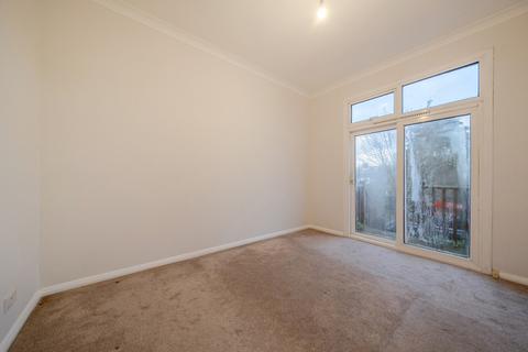 undefined, High Road, London, N20