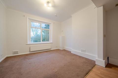 2 bedroom flat for sale, High Road, Whetstone, London, N20