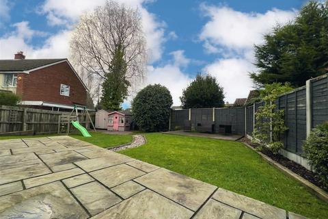 3 bedroom detached house for sale, Meadowcroft, Hagley