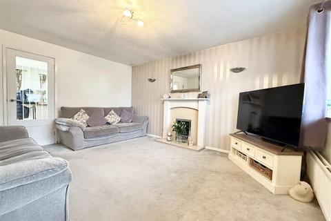 3 bedroom detached house for sale, Meadowcroft, Hagley