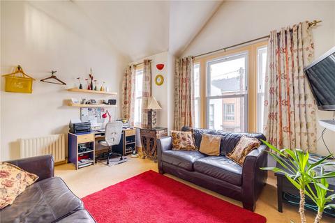 2 bedroom apartment for sale, Elbe Street, London, SW6