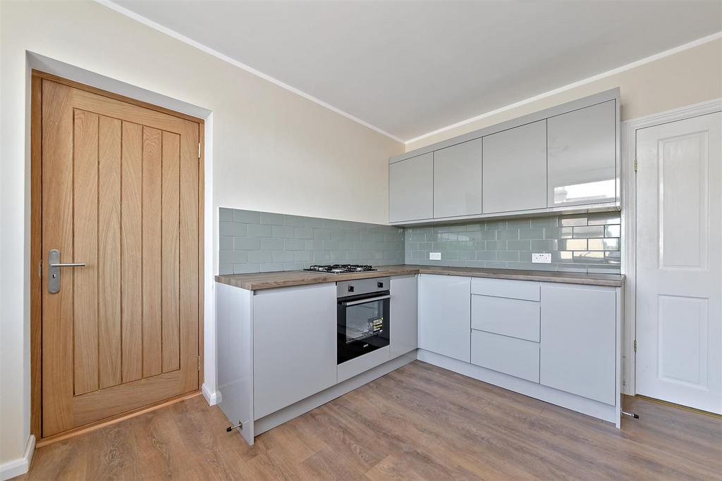 129a Hatfield Road-4.jpg