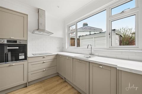 3 bedroom semi-detached house for sale, Maes Y Deri, Cilfrew, Neath
