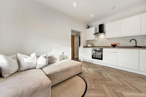 2 bedroom flat for sale, 1/2, 33A Combie Street, Oban, Argyll, PA34 4HS, Oban PA34