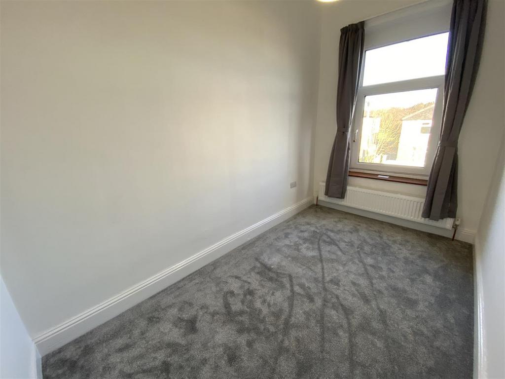 BEDROOM 3.jpg