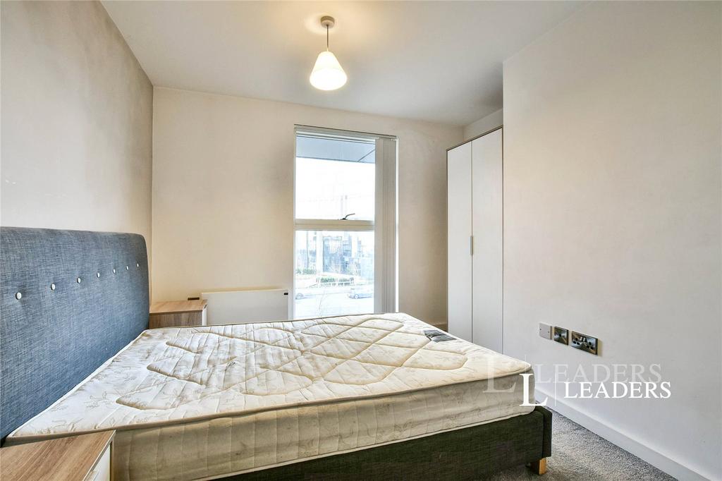 Master Bedroom 3