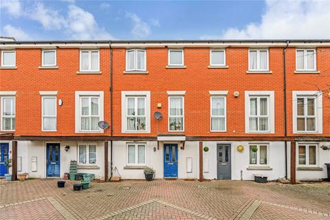 Norwich Crescent, Chadwell Heath RM6