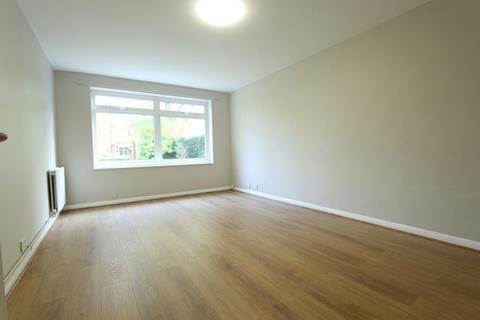 undefined, 2 Bedroom Ground Floor Flat – Wellington Road, Bush Hill Park EN1