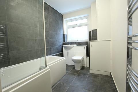 undefined, 2 Bedroom Ground Floor Flat – Wellington Road, Bush Hill Park EN1