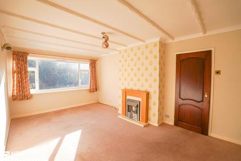 2 bedroom semi-detached bungalow for sale, Woodside , Retford DN22