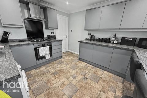 2 bedroom detached bungalow for sale, Fleet PE12