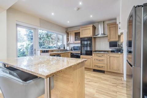 undefined, Robson Close, Enfield