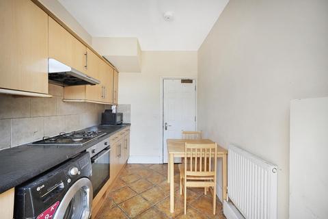 Downhills Way, London