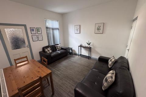4 bedroom terraced house to rent, Bedford Street, Coventry, CV1