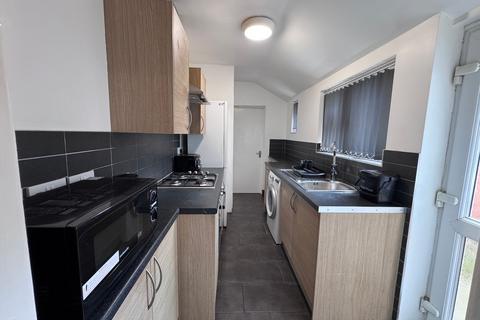 4 bedroom terraced house to rent, Bedford Street, Coventry, CV1